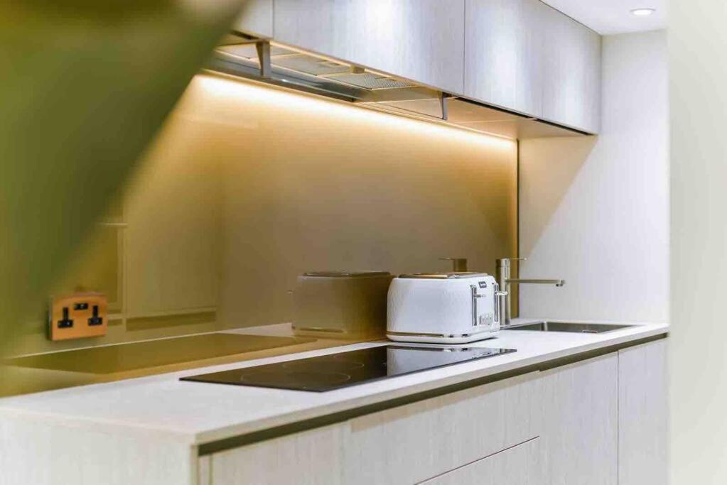 Luxury Modern Apartment London Exterior photo